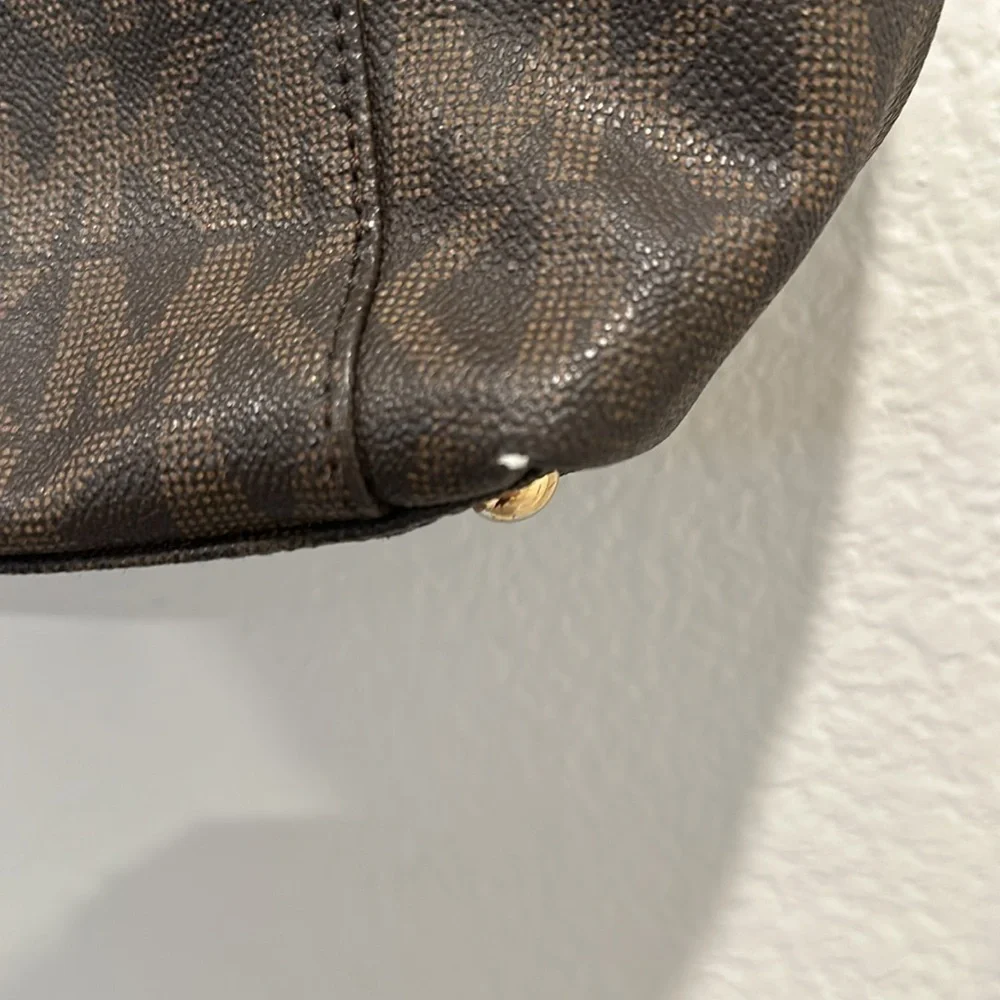 MICHAEL Michael Kors Brown Signature Coated‎ Leather Jet Set East West Tote